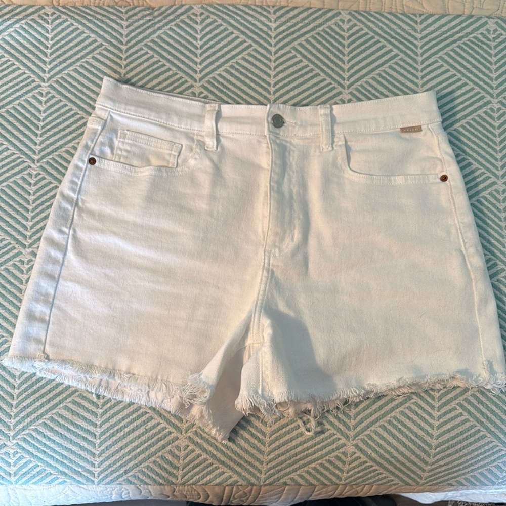 CELLO White Denim Shorts XL 30/31